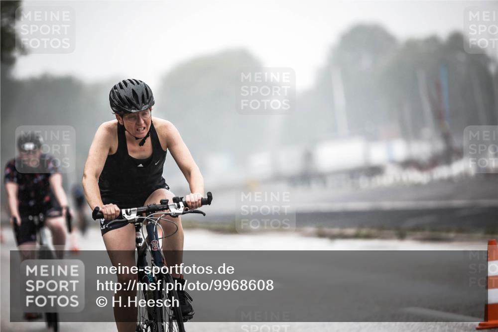 16.08.2026 - KN Förde Triathlon 2026 H.Heesch http://msf.ph/oto/9968608 16.08.2026 09:44:35 Radfahren 107, 205, 213, 254 meine-sportfotos.de