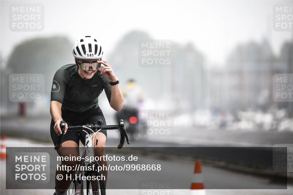 16.08.2026 - KN Förde Triathlon 2026 H.Heesch http://msf.ph/oto/9968668 16.08.2026 09:45:06 Radfahren 141, 246 meine-sportfotos.de