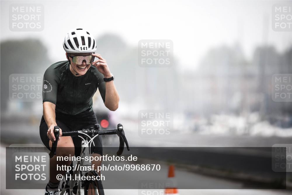 16.08.2026 - KN Förde Triathlon 2026 H.Heesch http://msf.ph/oto/9968670 16.08.2026 09:45:06 Radfahren 141, 246 meine-sportfotos.de