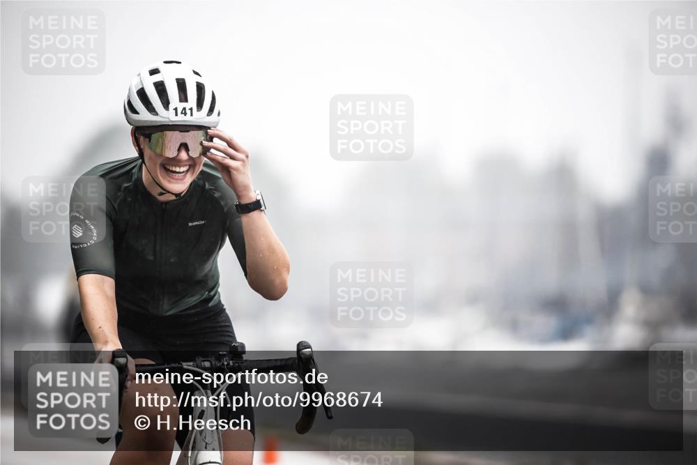 16.08.2026 - KN Förde Triathlon 2026 H.Heesch http://msf.ph/oto/9968674 16.08.2026 09:45:06 Radfahren 141, 246 meine-sportfotos.de