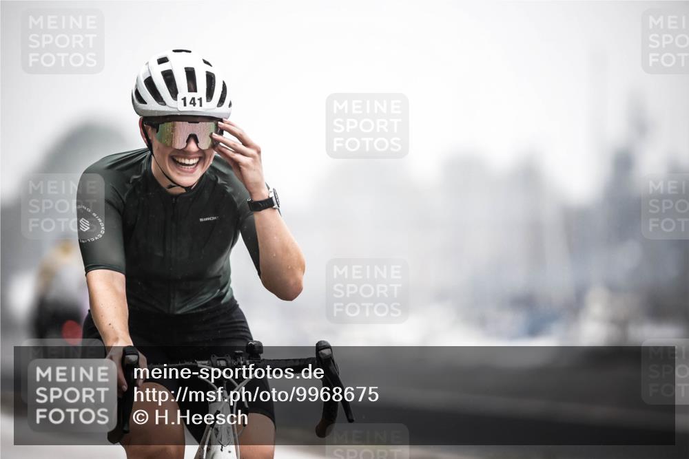 16.08.2026 - KN Förde Triathlon 2026 H.Heesch http://msf.ph/oto/9968675 16.08.2026 09:45:06 Radfahren 141, 246 meine-sportfotos.de