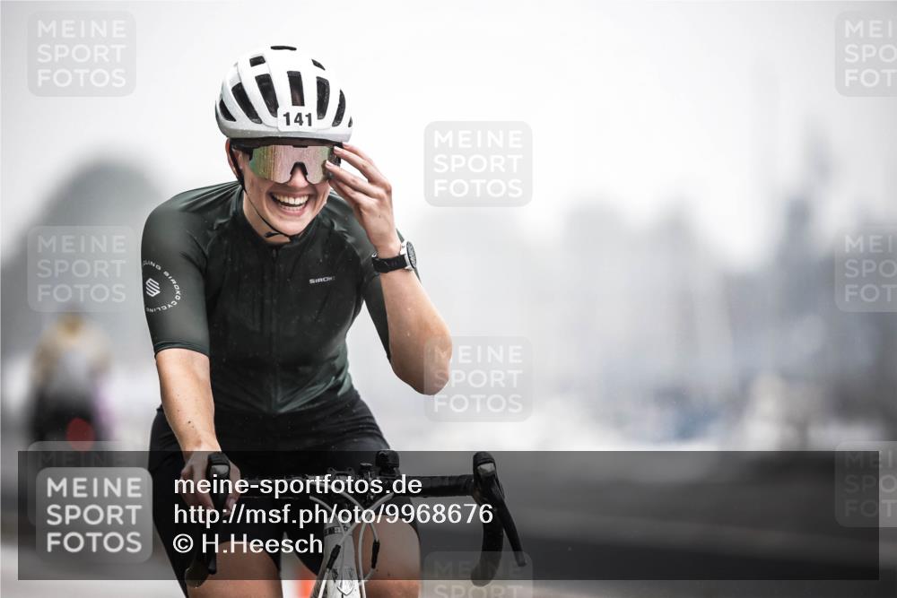 16.08.2026 - KN Förde Triathlon 2026 H.Heesch http://msf.ph/oto/9968676 16.08.2026 09:45:06 Radfahren 141, 246 meine-sportfotos.de