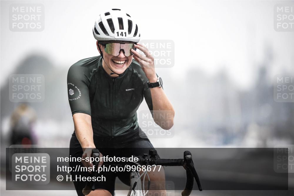 16.08.2026 - KN Förde Triathlon 2026 H.Heesch http://msf.ph/oto/9968677 16.08.2026 09:45:06 Radfahren 141, 246 meine-sportfotos.de