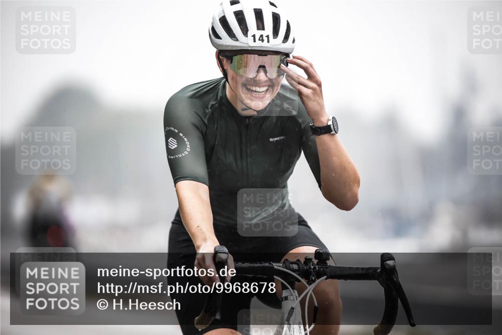 16.08.2026 - KN Förde Triathlon 2026 H.Heesch http://msf.ph/oto/9968678 16.08.2026 09:45:06 Radfahren 141, 246 meine-sportfotos.de