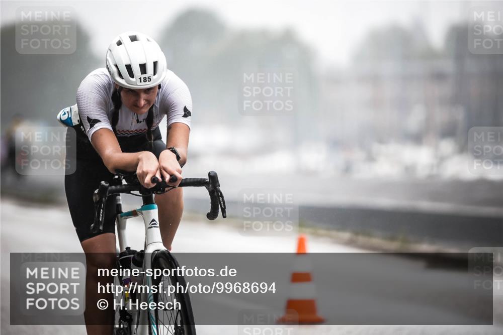 16.08.2026 - KN Förde Triathlon 2026 H.Heesch http://msf.ph/oto/9968694 16.08.2026 09:45:15 Radfahren 185 meine-sportfotos.de