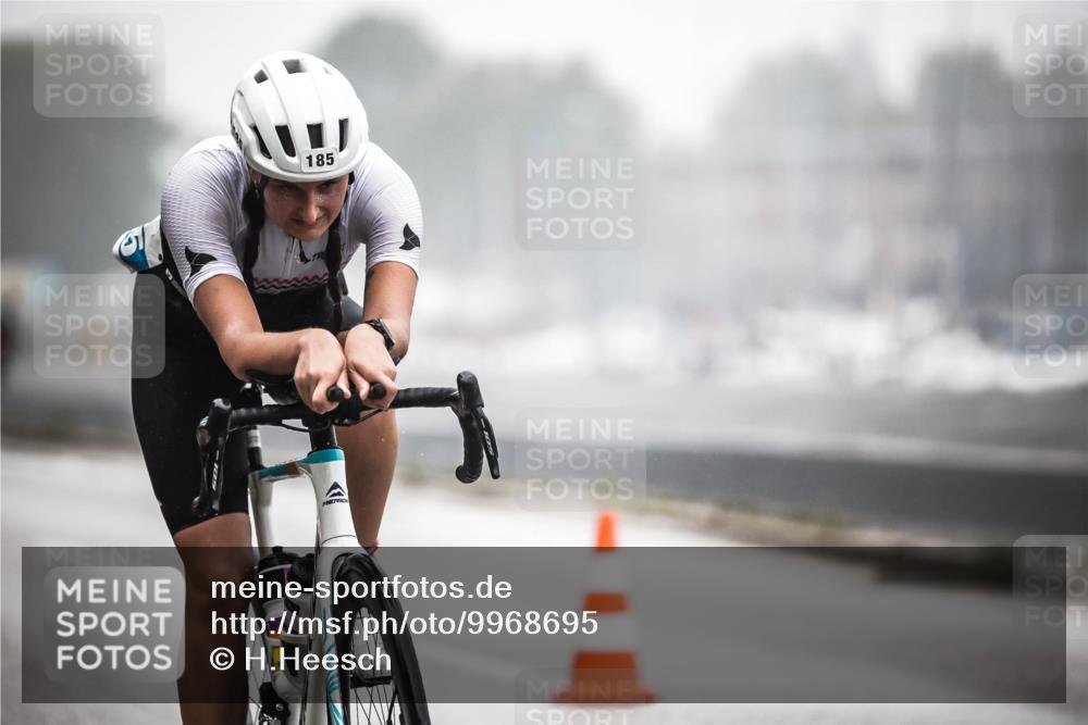 16.08.2026 - KN Förde Triathlon 2026 H.Heesch http://msf.ph/oto/9968695 16.08.2026 09:45:15 Radfahren 185 meine-sportfotos.de