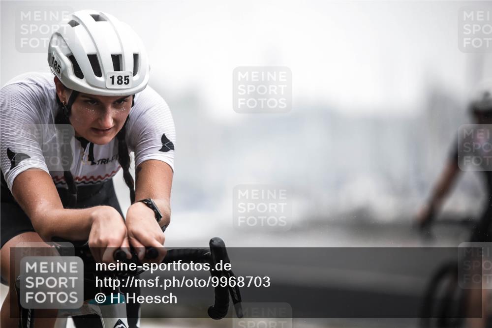 16.08.2026 - KN Förde Triathlon 2026 H.Heesch http://msf.ph/oto/9968703 16.08.2026 09:45:16 Radfahren 185, 188 meine-sportfotos.de