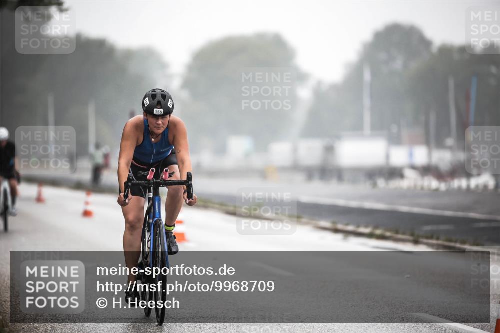16.08.2026 - KN Förde Triathlon 2026 H.Heesch http://msf.ph/oto/9968709 16.08.2026 09:45:23 Radfahren 120, 155, 188, 238, 252 meine-sportfotos.de