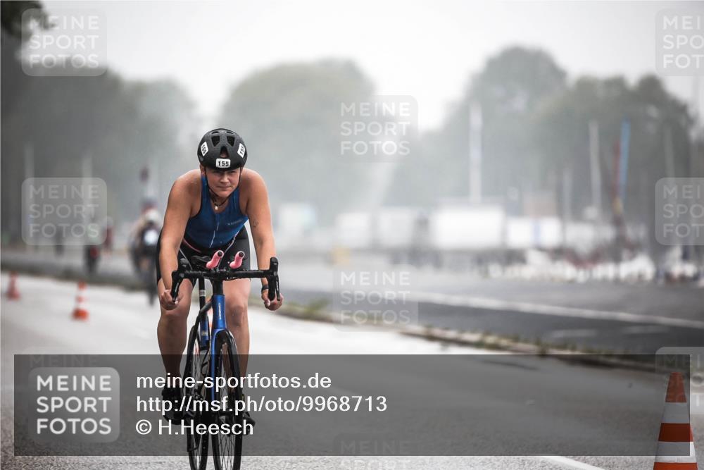 16.08.2026 - KN Förde Triathlon 2026 H.Heesch http://msf.ph/oto/9968713 16.08.2026 09:45:23 Radfahren 120, 155, 188, 238, 252 meine-sportfotos.de