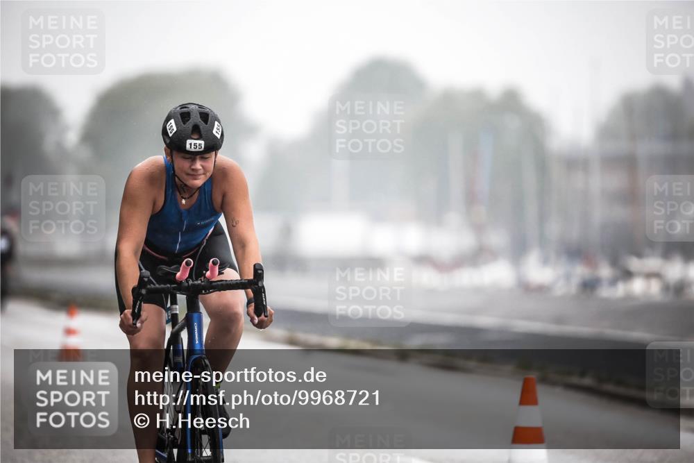 16.08.2026 - KN Förde Triathlon 2026 H.Heesch http://msf.ph/oto/9968721 16.08.2026 09:45:23 Radfahren 120, 155, 188, 238, 252 meine-sportfotos.de
