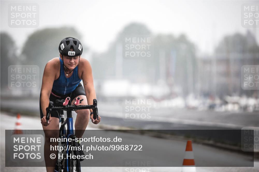 16.08.2026 - KN Förde Triathlon 2026 H.Heesch http://msf.ph/oto/9968722 16.08.2026 09:45:23 Radfahren 120, 155, 188, 238, 252 meine-sportfotos.de