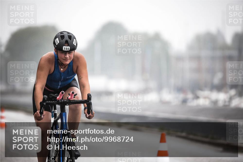 16.08.2026 - KN Förde Triathlon 2026 H.Heesch http://msf.ph/oto/9968724 16.08.2026 09:45:23 Radfahren 120, 155, 188, 238, 252 meine-sportfotos.de