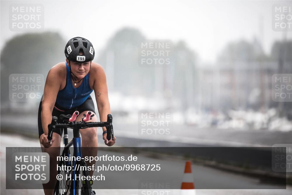 16.08.2026 - KN Förde Triathlon 2026 H.Heesch http://msf.ph/oto/9968725 16.08.2026 09:45:23 Radfahren 120, 155, 188, 238, 252 meine-sportfotos.de