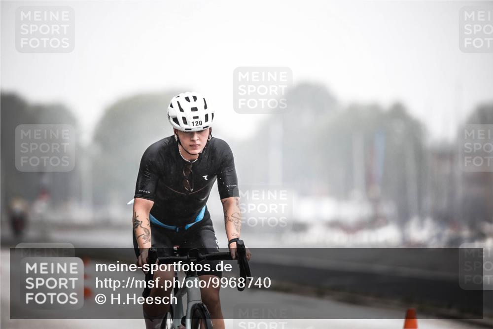 16.08.2026 - KN Förde Triathlon 2026 H.Heesch http://msf.ph/oto/9968740 16.08.2026 09:45:26 Radfahren 120, 155, 238, 243 meine-sportfotos.de