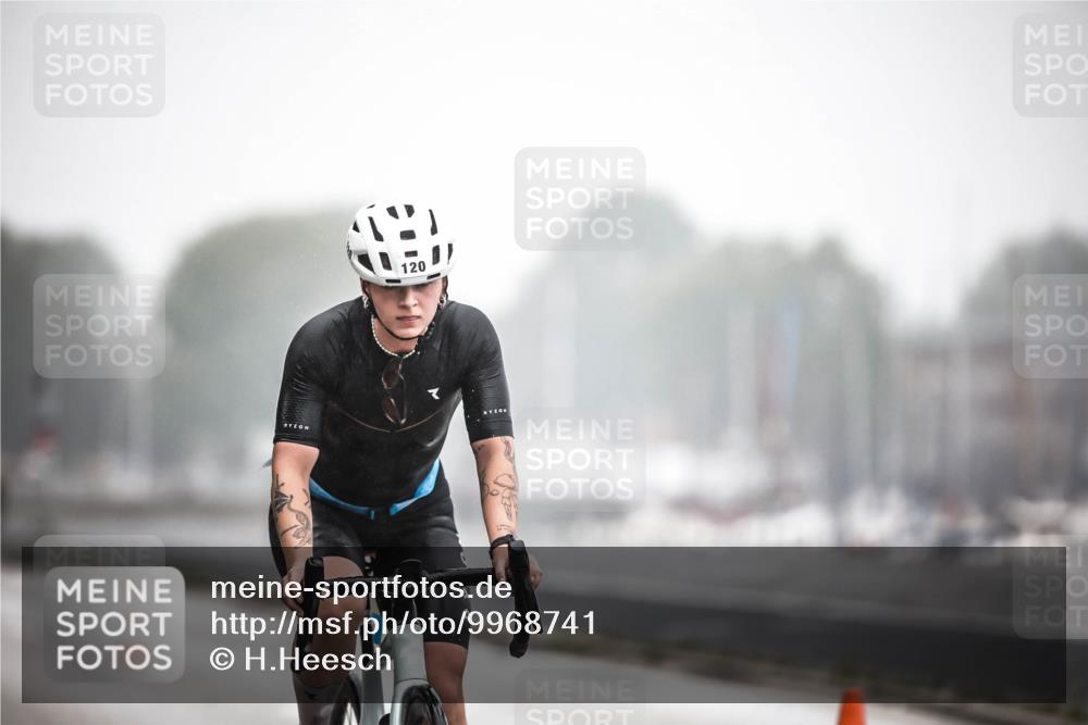 16.08.2026 - KN Förde Triathlon 2026 H.Heesch http://msf.ph/oto/9968741 16.08.2026 09:45:26 Radfahren 120, 155, 238, 243 meine-sportfotos.de