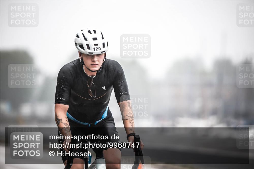 16.08.2026 - KN Förde Triathlon 2026 H.Heesch http://msf.ph/oto/9968747 16.08.2026 09:45:26 Radfahren 120, 155, 238, 243 meine-sportfotos.de