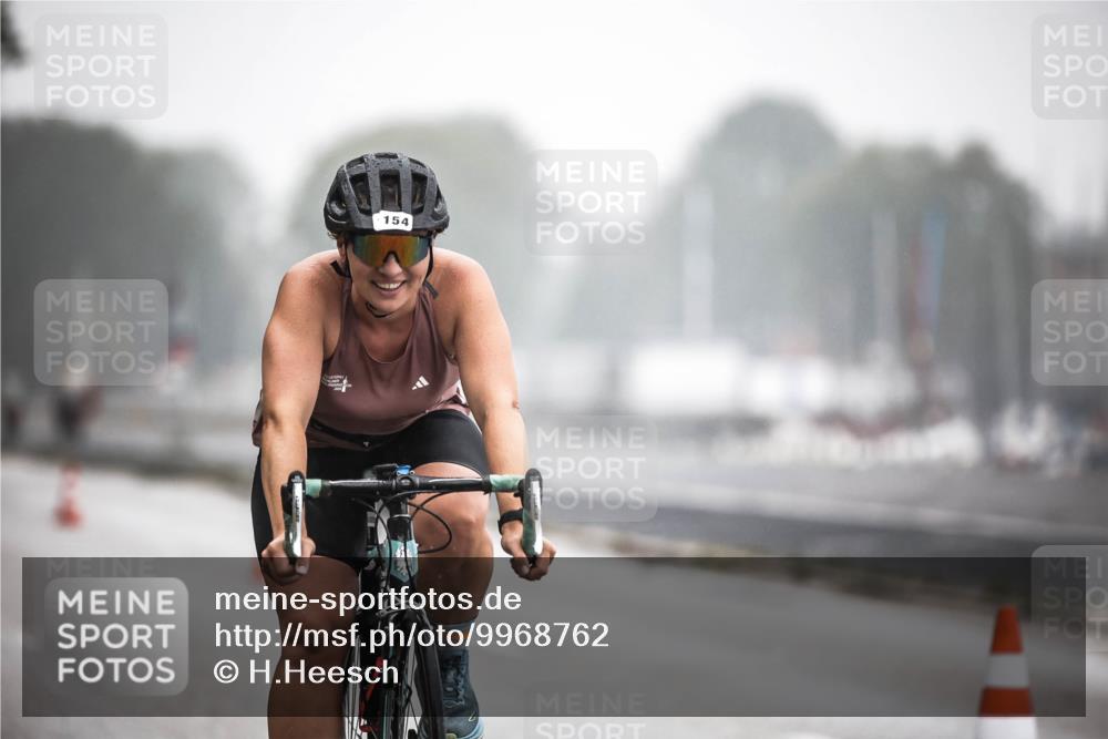 16.08.2026 - KN Förde Triathlon 2026 H.Heesch http://msf.ph/oto/9968762 16.08.2026 09:45:32 Radfahren 154, 197, 243, 268 meine-sportfotos.de