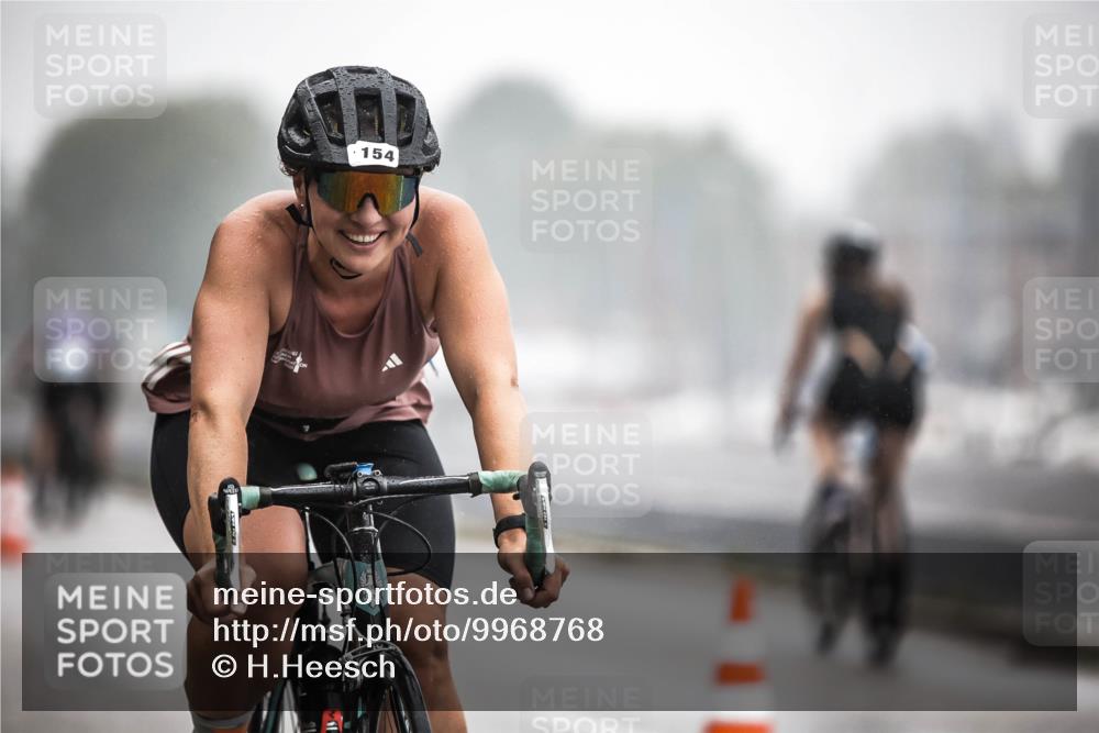 16.08.2026 - KN Förde Triathlon 2026 H.Heesch http://msf.ph/oto/9968768 16.08.2026 09:45:32 Radfahren 154, 197, 243, 268 meine-sportfotos.de