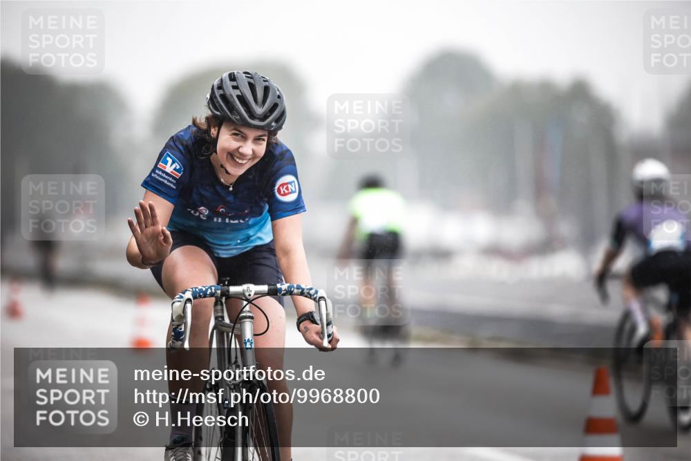 16.08.2026 - KN Förde Triathlon 2026 H.Heesch http://msf.ph/oto/9968800 16.08.2026 09:45:40 Radfahren 114, 143, 145, 147, 153, 182, 250 meine-sportfotos.de