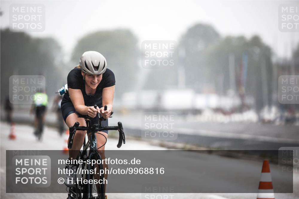 16.08.2026 - KN Förde Triathlon 2026 H.Heesch http://msf.ph/oto/9968816 16.08.2026 09:45:42 Radfahren 114, 143, 145, 147, 153, 162, 222, 250 meine-sportfotos.de