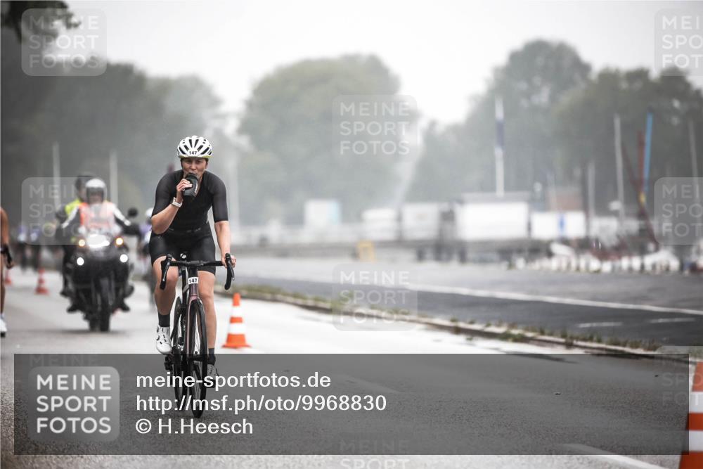 16.08.2026 - KN Förde Triathlon 2026 H.Heesch http://msf.ph/oto/9968830 16.08.2026 09:45:44 Radfahren 114, 145, 147, 153, 158, 162, 222, 224, 250 meine-sportfotos.de