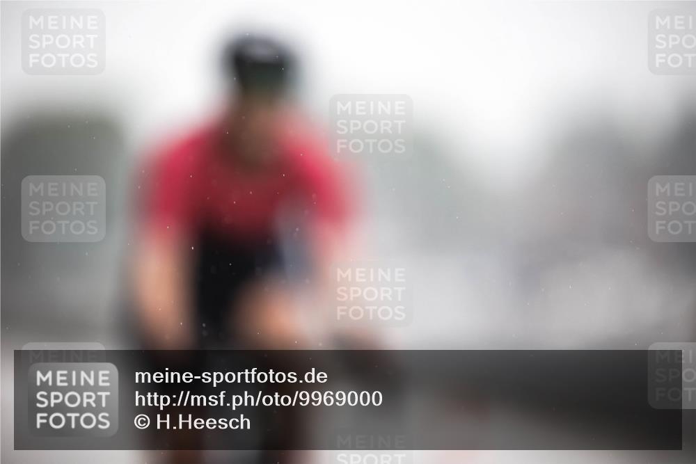 16.08.2026 - KN Förde Triathlon 2026 H.Heesch http://msf.ph/oto/9969000 16.08.2026 09:46:35 Radfahren 109, 198, 202, 216, 244, 267 meine-sportfotos.de