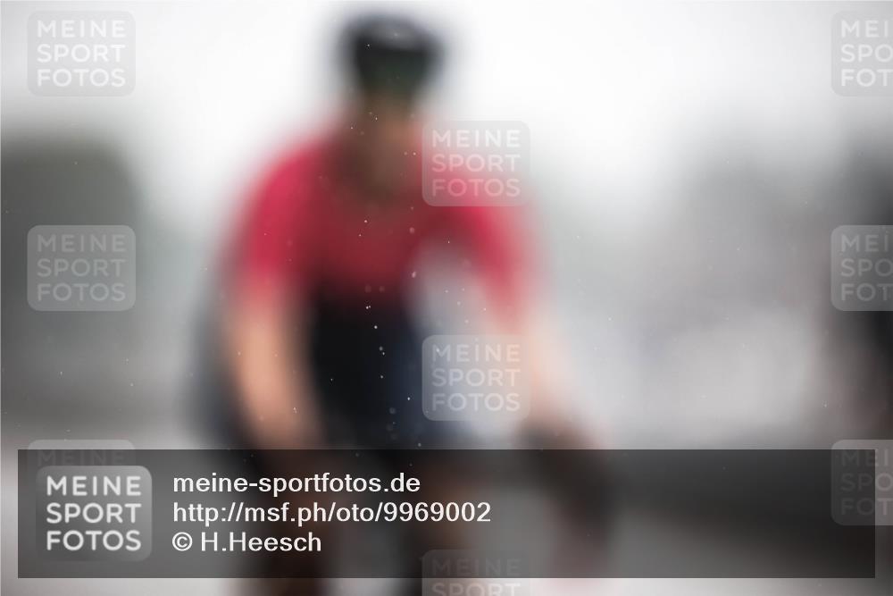 16.08.2026 - KN Förde Triathlon 2026 H.Heesch http://msf.ph/oto/9969002 16.08.2026 09:46:35 Radfahren 109, 198, 202, 216, 244, 267 meine-sportfotos.de