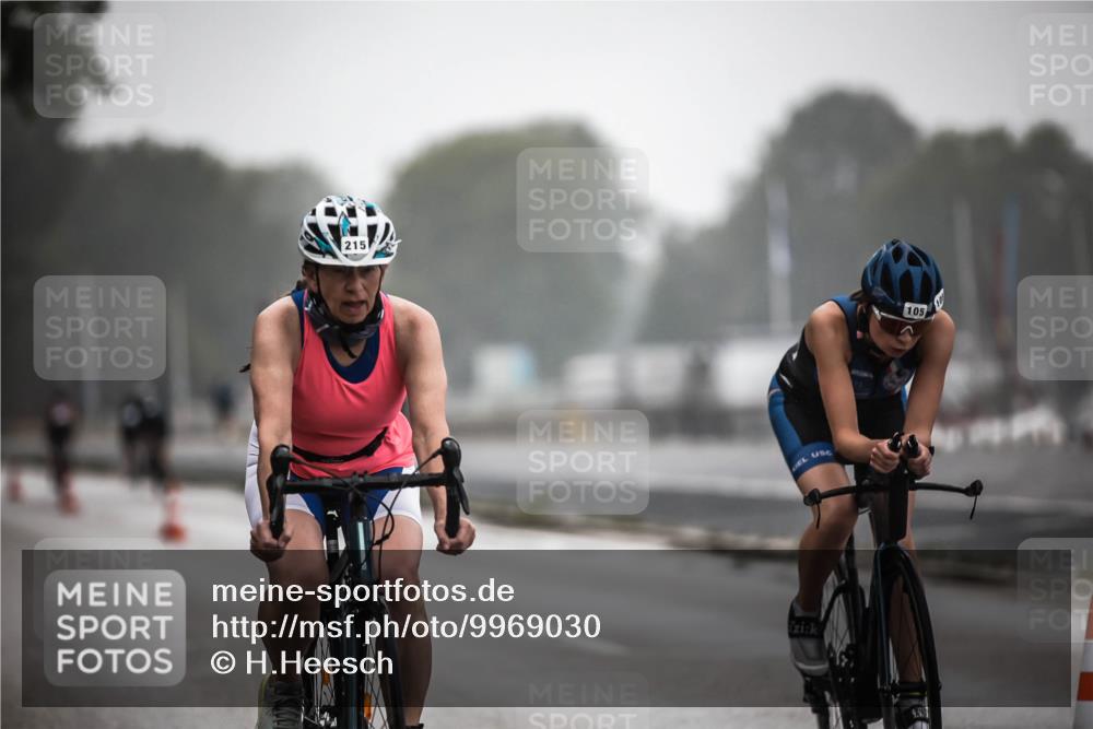 16.08.2026 - KN Förde Triathlon 2026 H.Heesch http://msf.ph/oto/9969030 16.08.2026 09:46:45 Radfahren 215, 236, 247, 265 meine-sportfotos.de