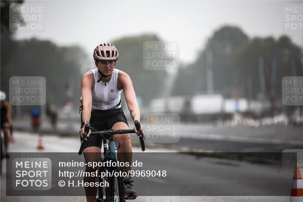 16.08.2026 - KN Förde Triathlon 2026 H.Heesch http://msf.ph/oto/9969048 16.08.2026 09:46:51 Radfahren 161, 164, 187, 189, 236, 251, 262, 265 meine-sportfotos.de