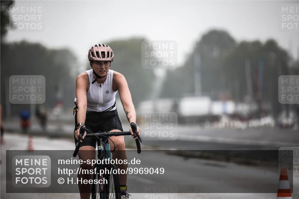 16.08.2026 - KN Förde Triathlon 2026 H.Heesch http://msf.ph/oto/9969049 16.08.2026 09:46:51 Radfahren 161, 164, 187, 189, 236, 251, 262, 265 meine-sportfotos.de