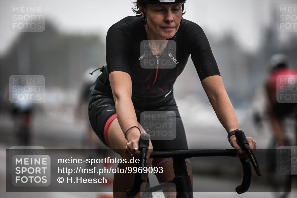 16.08.2026 - KN Förde Triathlon 2026 H.Heesch http://msf.ph/oto/9969093 16.08.2026 09:46:58 Radfahren 131, 161, 166, 170, 178, 192, 805 meine-sportfotos.de