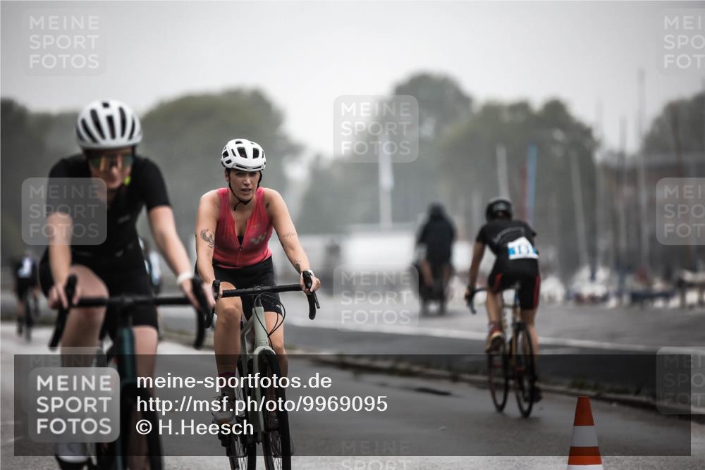 16.08.2026 - KN Förde Triathlon 2026 H.Heesch http://msf.ph/oto/9969095 16.08.2026 09:47:01 Radfahren 131, 166, 170, 178, 805 meine-sportfotos.de