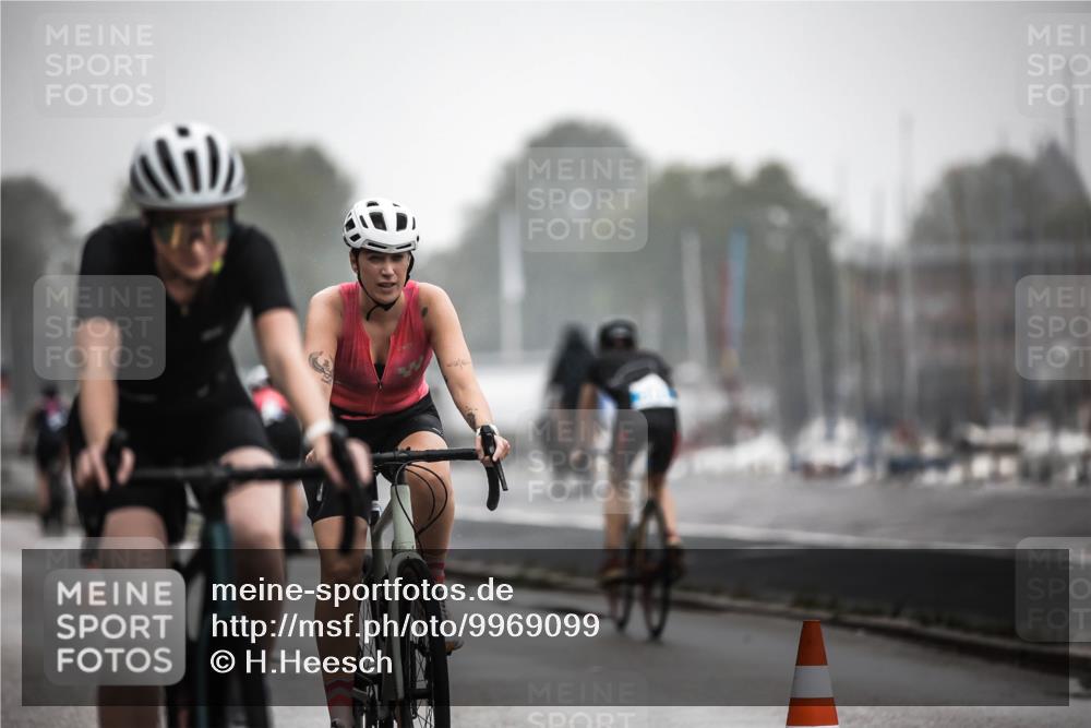 16.08.2026 - KN Förde Triathlon 2026 H.Heesch http://msf.ph/oto/9969099 16.08.2026 09:47:02 Radfahren 119, 131, 166, 805 meine-sportfotos.de