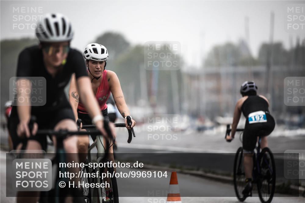 16.08.2026 - KN Förde Triathlon 2026 H.Heesch http://msf.ph/oto/9969104 16.08.2026 09:47:02 Radfahren 119, 131, 166, 805 meine-sportfotos.de