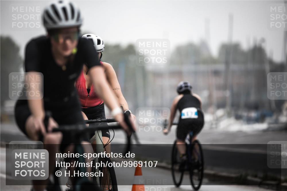 16.08.2026 - KN Förde Triathlon 2026 H.Heesch http://msf.ph/oto/9969107 16.08.2026 09:47:02 Radfahren 119, 131, 166, 805 meine-sportfotos.de