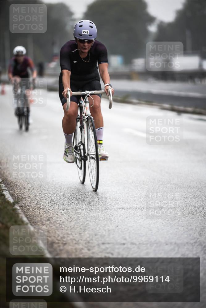 16.08.2026 - KN Förde Triathlon 2026 H.Heesch http://msf.ph/oto/9969114 16.08.2026 09:47:23 Radfahren 138, 248, 254 meine-sportfotos.de