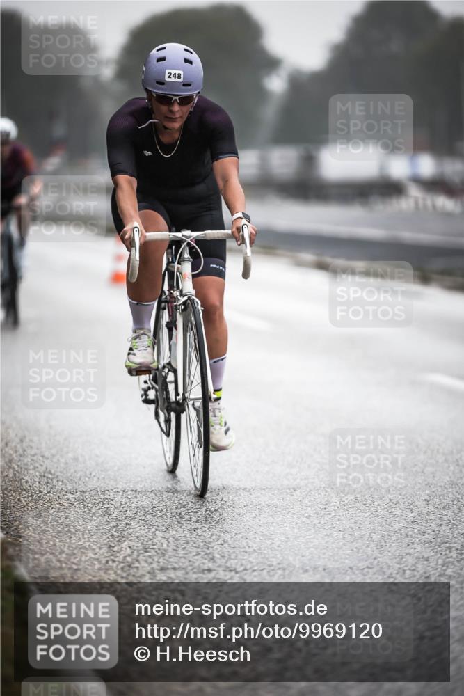 16.08.2026 - KN Förde Triathlon 2026 H.Heesch http://msf.ph/oto/9969120 16.08.2026 09:47:23 Radfahren 138, 248, 254 meine-sportfotos.de