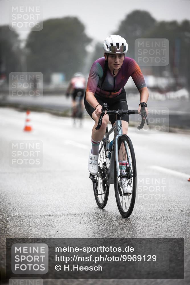 16.08.2026 - KN Förde Triathlon 2026 H.Heesch http://msf.ph/oto/9969129 16.08.2026 09:47:25 Radfahren 138, 228, 248, 254 meine-sportfotos.de