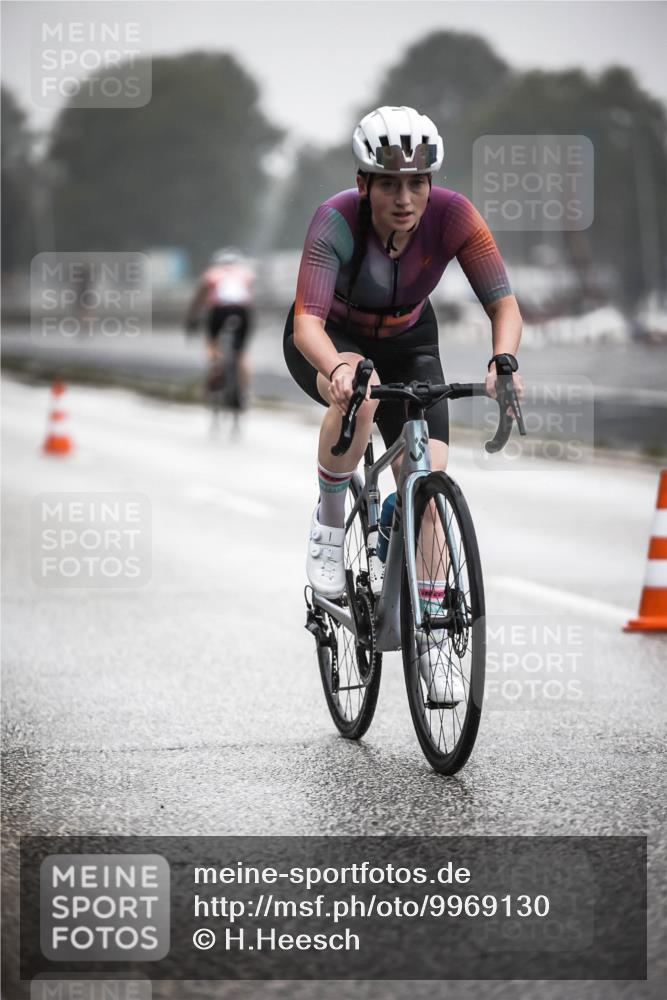 16.08.2026 - KN Förde Triathlon 2026 H.Heesch http://msf.ph/oto/9969130 16.08.2026 09:47:25 Radfahren 138, 228, 248, 254 meine-sportfotos.de