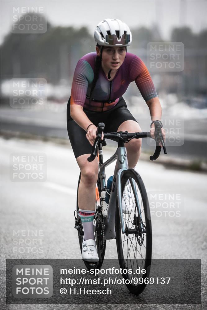16.08.2026 - KN Förde Triathlon 2026 H.Heesch http://msf.ph/oto/9969137 16.08.2026 09:47:25 Radfahren 138, 228, 248, 254 meine-sportfotos.de