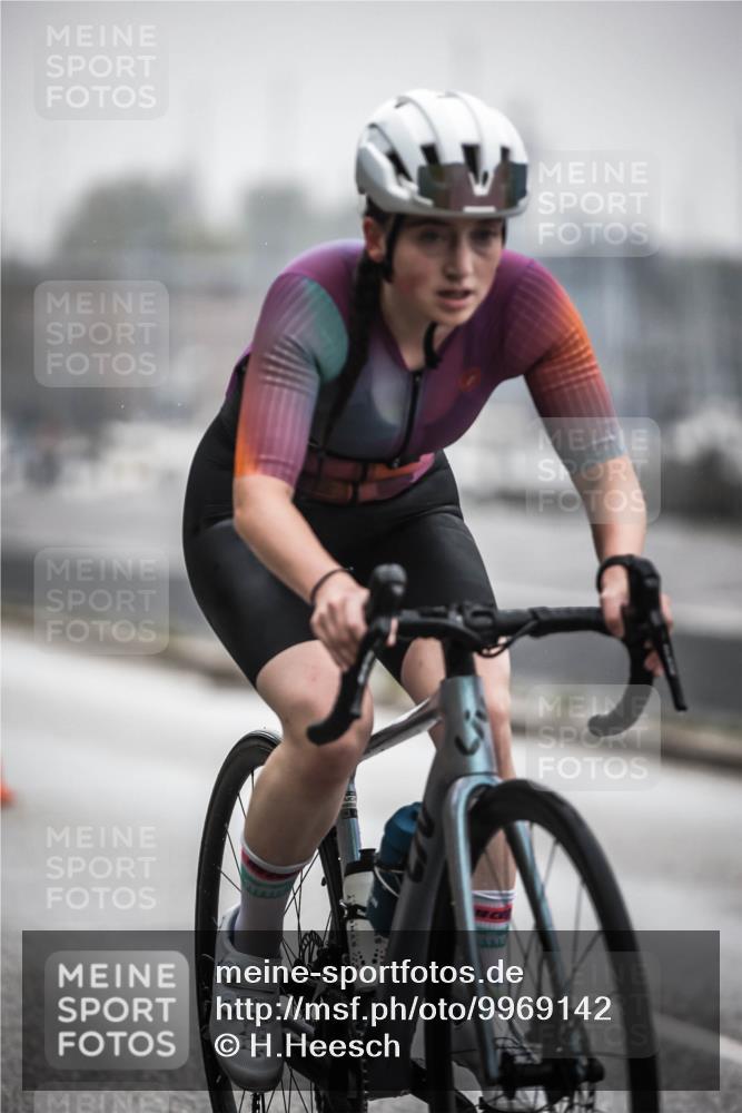 16.08.2026 - KN Förde Triathlon 2026 H.Heesch http://msf.ph/oto/9969142 16.08.2026 09:47:25 Radfahren 138, 228, 248, 254 meine-sportfotos.de