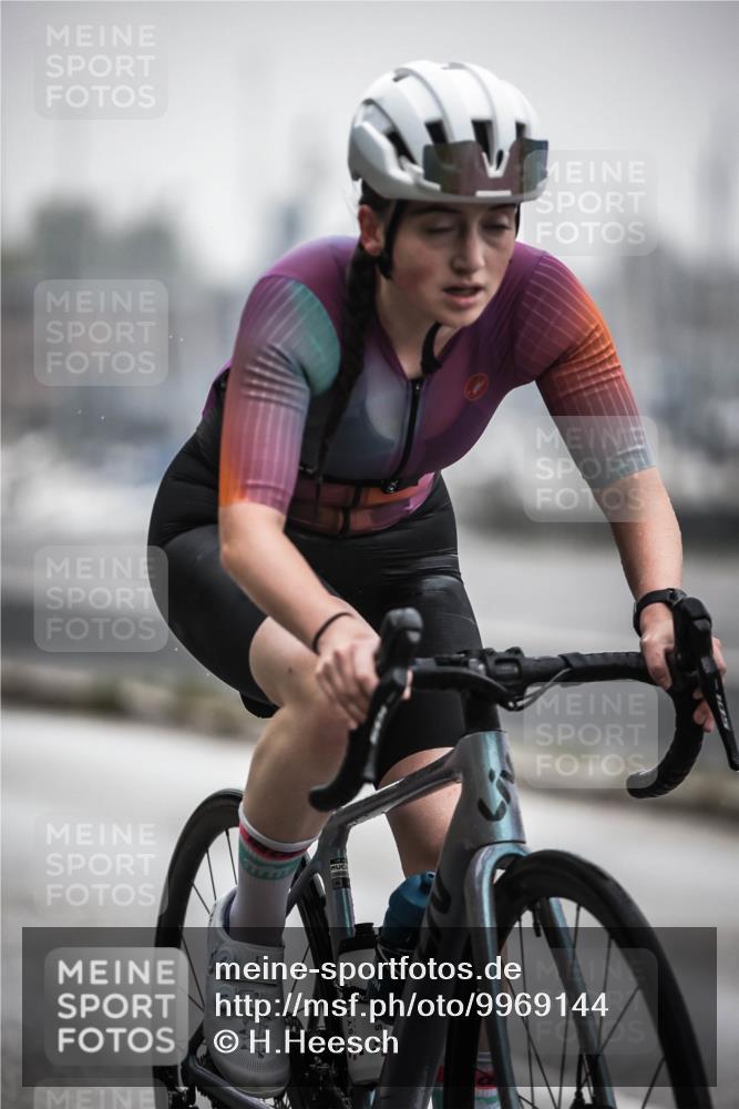 16.08.2026 - KN Förde Triathlon 2026 H.Heesch http://msf.ph/oto/9969144 16.08.2026 09:47:25 Radfahren 138, 228, 248, 254 meine-sportfotos.de