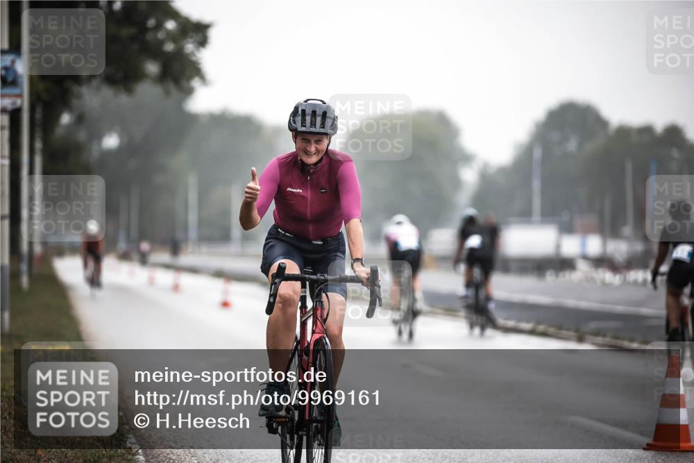 16.08.2026 - KN Förde Triathlon 2026 H.Heesch http://msf.ph/oto/9969161 16.08.2026 09:47:39 Radfahren 123, 146, 174, 261, 263 meine-sportfotos.de