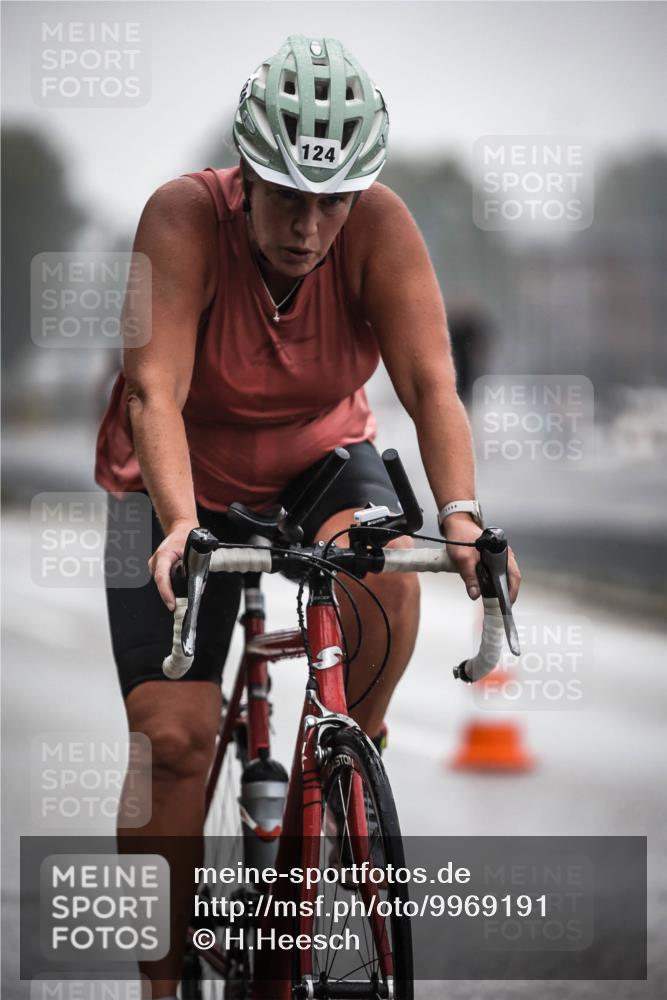 16.08.2026 - KN Förde Triathlon 2026 H.Heesch http://msf.ph/oto/9969191 16.08.2026 09:47:46 Radfahren 113, 123, 124 meine-sportfotos.de