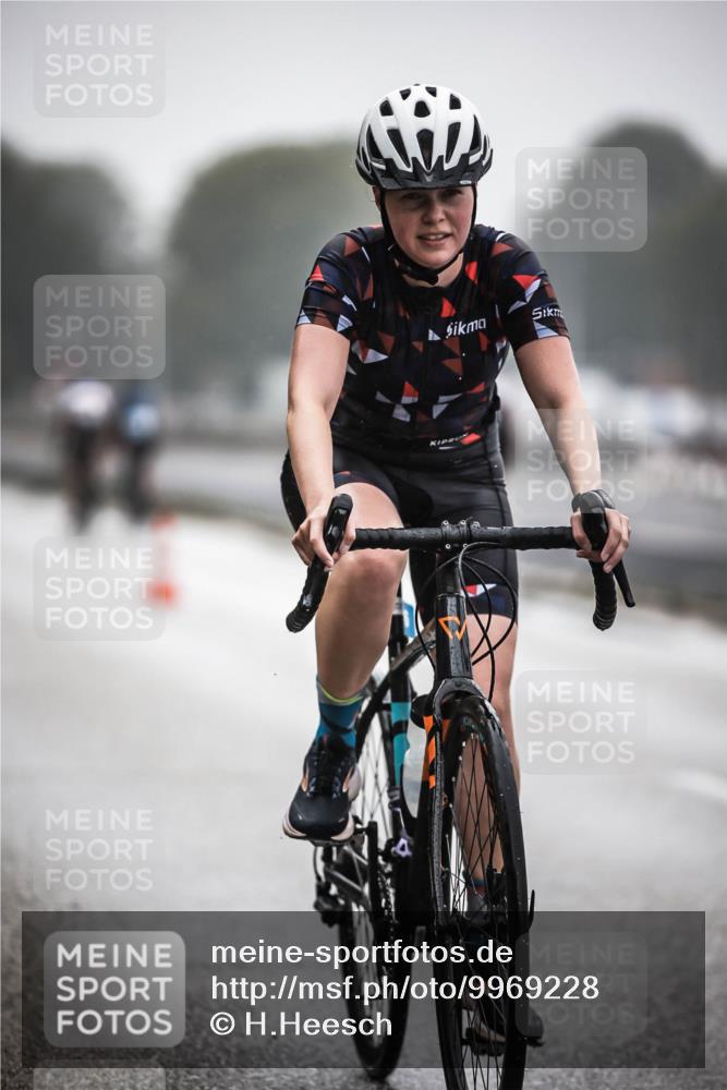16.08.2026 - KN Förde Triathlon 2026 H.Heesch http://msf.ph/oto/9969228 16.08.2026 09:48:15 Radfahren 116, 246, 268 meine-sportfotos.de
