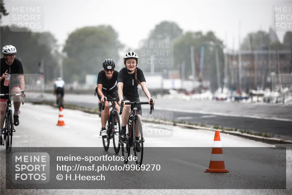 16.08.2026 - KN Förde Triathlon 2026 H.Heesch http://msf.ph/oto/9969270 16.08.2026 09:48:31 Radfahren 145, 153, 168, 195, 238, 243, 250, 252 meine-sportfotos.de