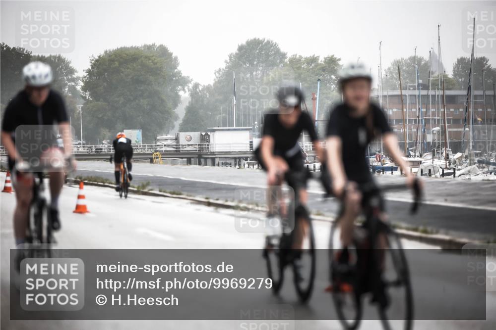 16.08.2026 - KN Förde Triathlon 2026 H.Heesch http://msf.ph/oto/9969279 16.08.2026 09:48:31 Radfahren 145, 153, 168, 195, 238, 243, 250, 252 meine-sportfotos.de