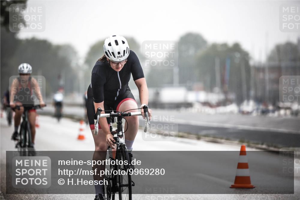 16.08.2026 - KN Förde Triathlon 2026 H.Heesch http://msf.ph/oto/9969280 16.08.2026 09:48:32 Radfahren 153, 168, 195, 225, 230, 238, 243, 250, 252 meine-sportfotos.de