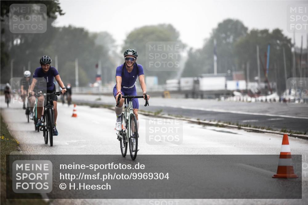 16.08.2026 - KN Förde Triathlon 2026 H.Heesch http://msf.ph/oto/9969304 16.08.2026 09:48:36 Radfahren 172, 175, 188, 225, 230, 243, 250 meine-sportfotos.de