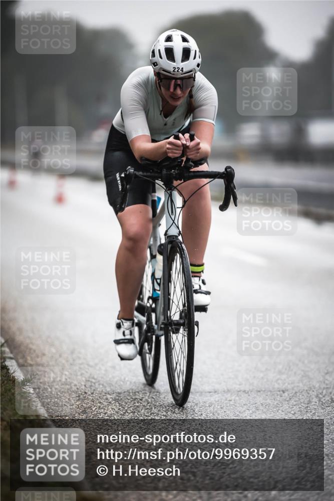 16.08.2026 - KN Förde Triathlon 2026 H.Heesch http://msf.ph/oto/9969357 16.08.2026 09:48:47 Radfahren 200, 201, 224 meine-sportfotos.de